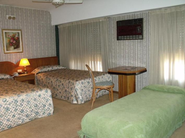 Hotel Plaza Rosario Habitación foto
